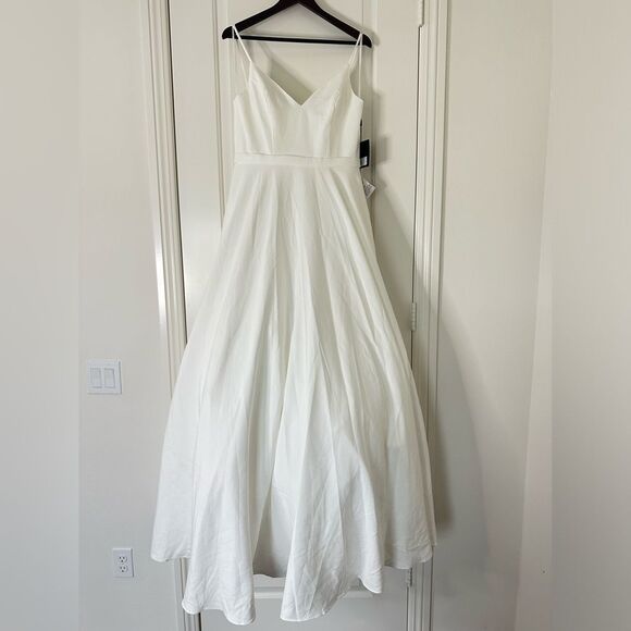 Mac Duggal | 48855 Classic A Line V Neck Ballgown NEW Size 10 Wedding Worthy! - Picture 6 of 11